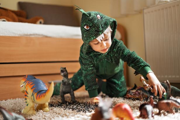 Cool dinosaur store gifts for kids